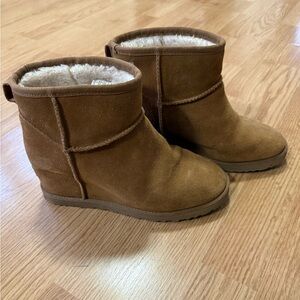 UGG Wedge Tan Suede Boots with Plush Lining